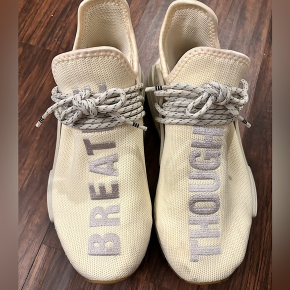 Adidas - Picture 1 of 5